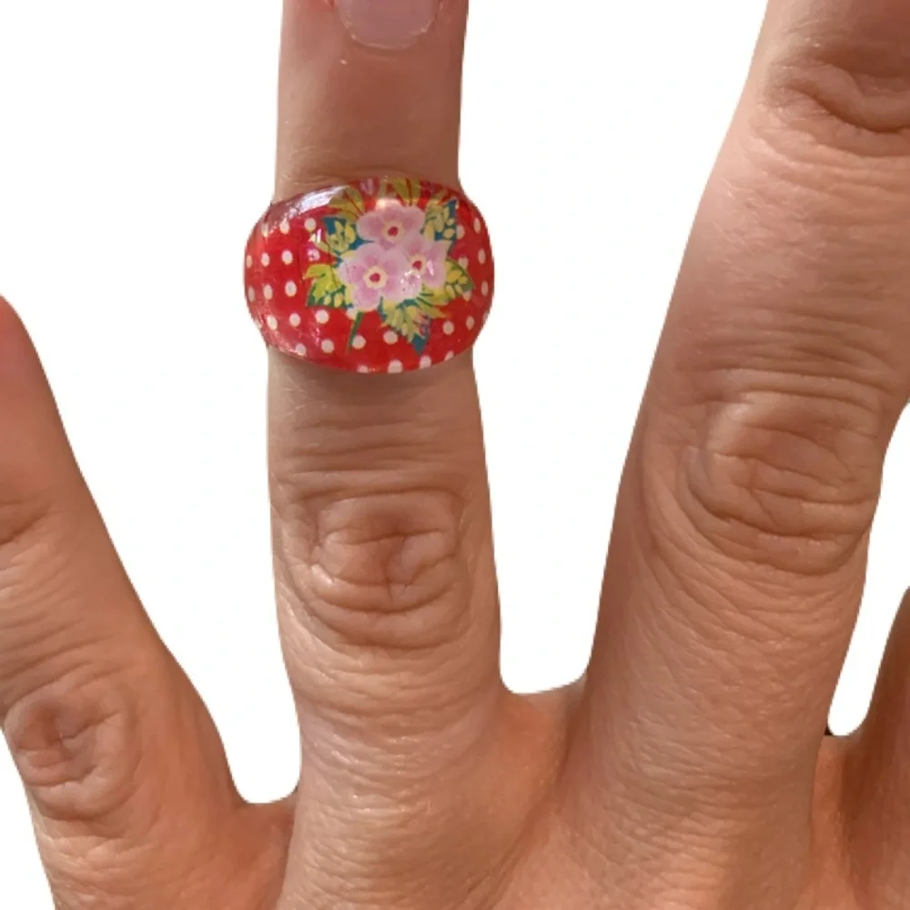 LOT of resin kids‎ rings